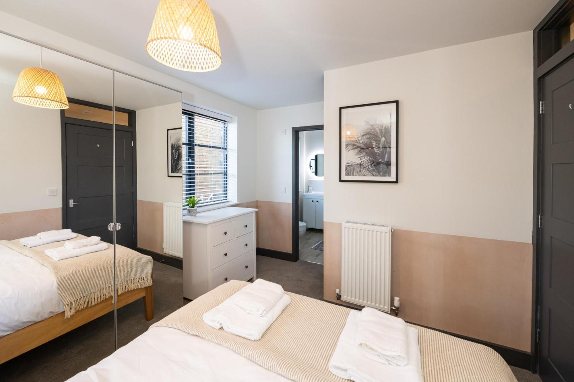 2 Castle Mews Apartment Солсбъри Екстериор снимка